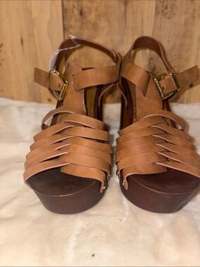 #141 Qupid Brown Tan Strappy Platform Heels